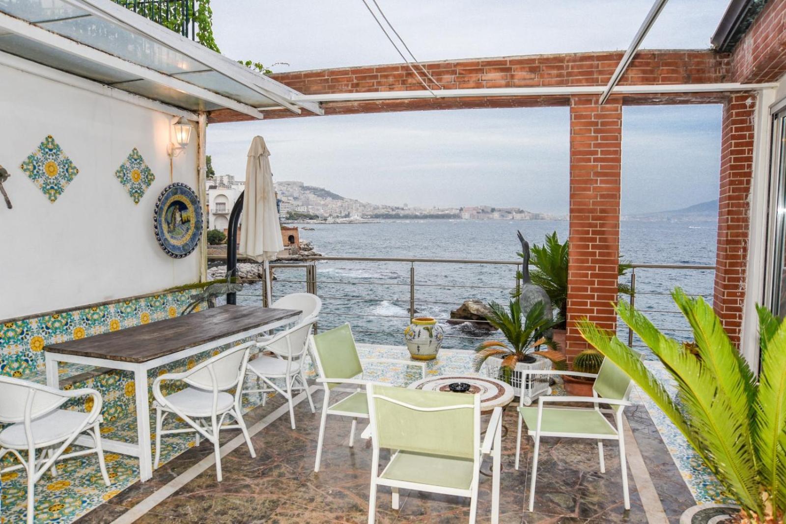 Appartement La Casa Sul Mare à Naples Extérieur photo